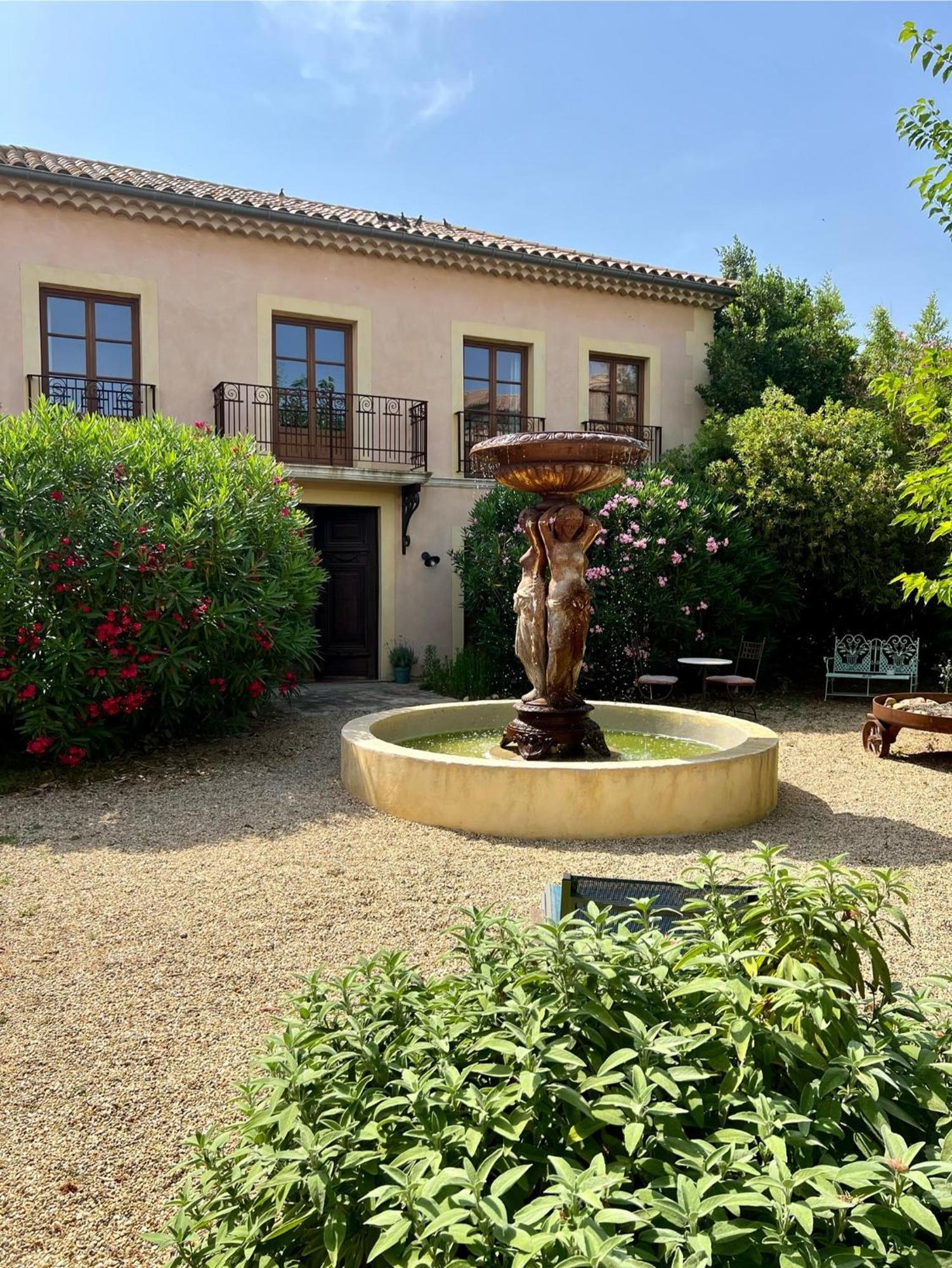 Vinauberge Poilhes Esterno foto