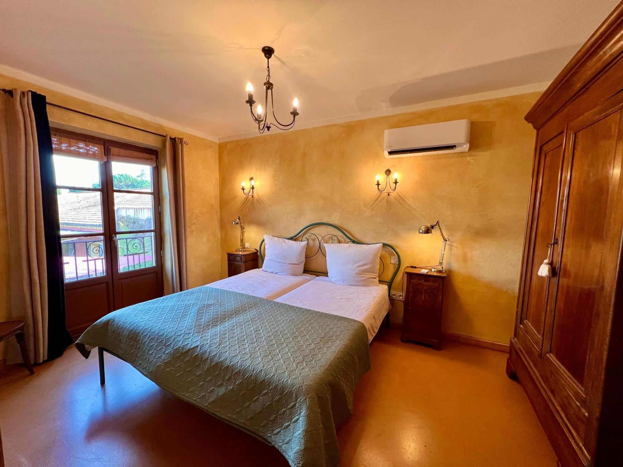 Vinauberge Poilhes Esterno foto